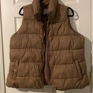 Old Navy Puffer Vest
